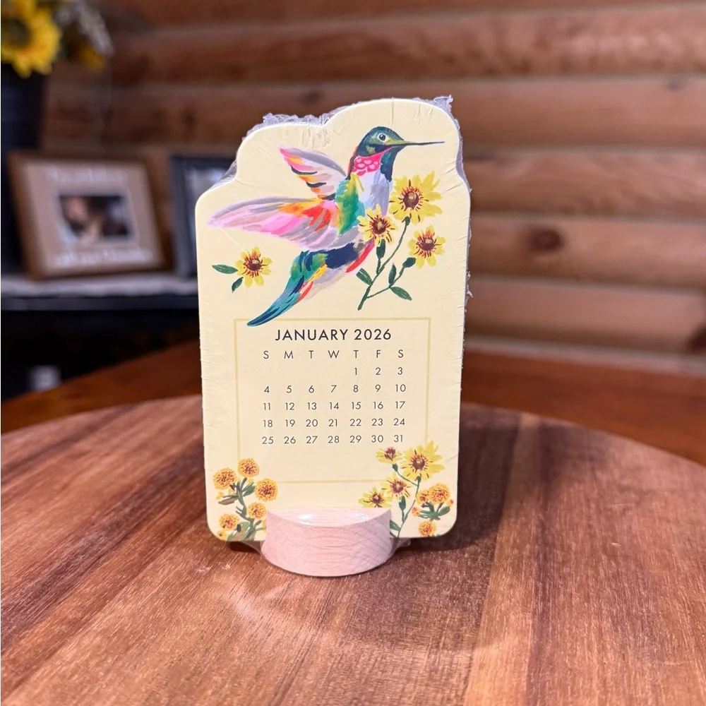 HUMMINGBIRD 2026 Monthly Desk Calendar